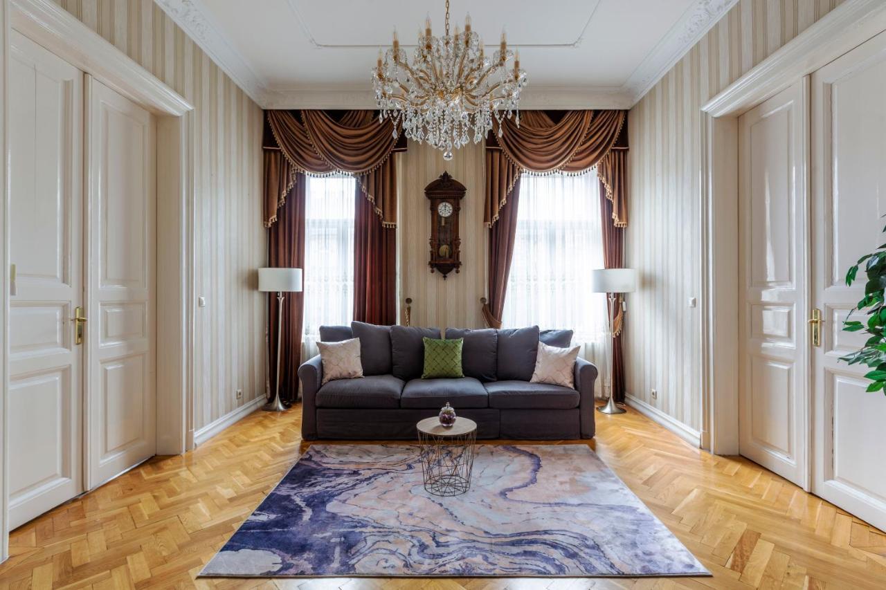 Luxury Central Home Next To The New York Cafe بودابست المظهر الخارجي الصورة