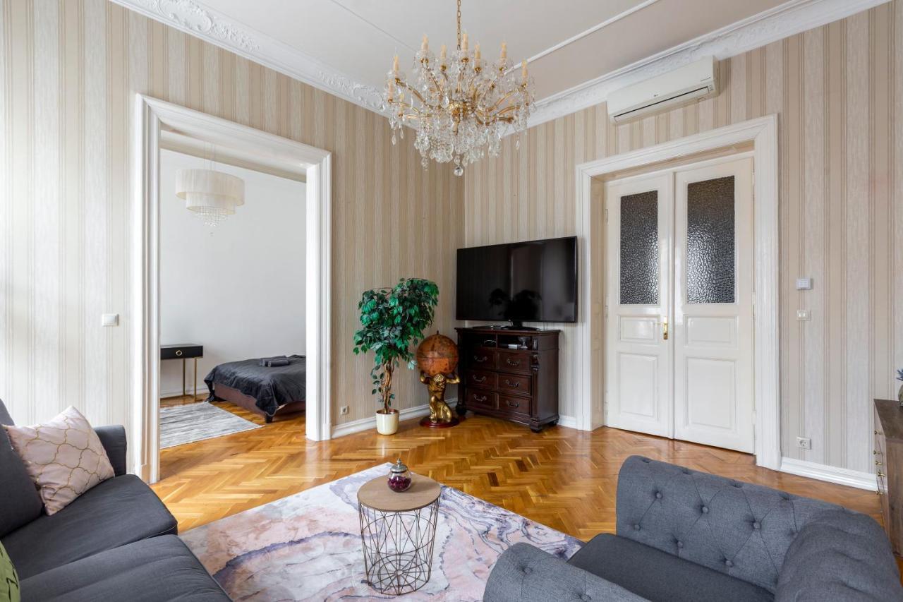 Luxury Central Home Next To The New York Cafe بودابست المظهر الخارجي الصورة
